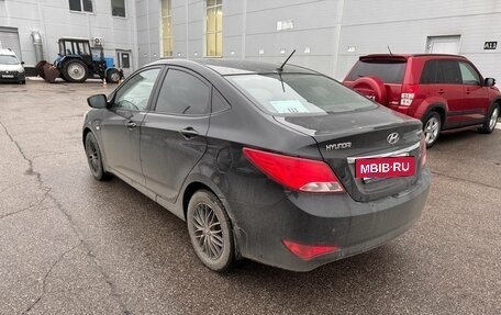 Hyundai Solaris II рестайлинг, 2015 год, 986 000 рублей, 2 фотография