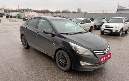 Hyundai Solaris II рестайлинг, 2015 год, 986 000 рублей, 4 фотография