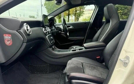 Mercedes-Benz A-Класс, 2017 год, 1 070 007 рублей, 33 фотография