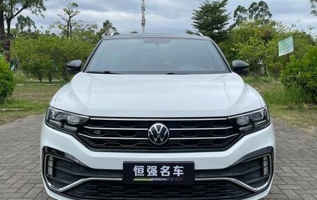 Volkswagen T-Roc I, 2021 год, 1 850 777 рублей, 3 фотография