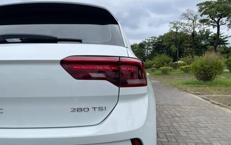 Volkswagen T-Roc I, 2021 год, 1 850 777 рублей, 10 фотография