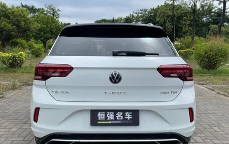 Volkswagen T-Roc I, 2021 год, 1 850 777 рублей, 4 фотография