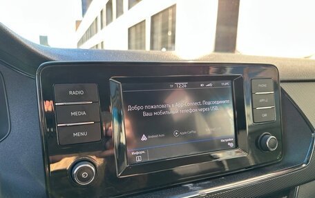 Volkswagen Polo VI (EU Market), 2021 год, 860 000 рублей, 10 фотография