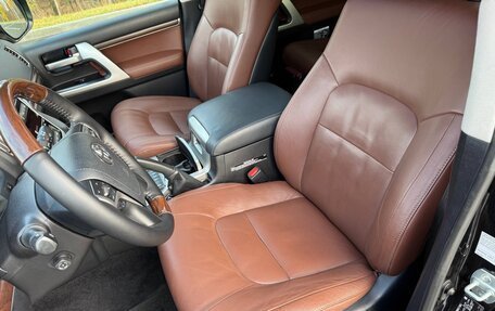 Toyota Land Cruiser 200, 2016 год, 5 550 000 рублей, 8 фотография