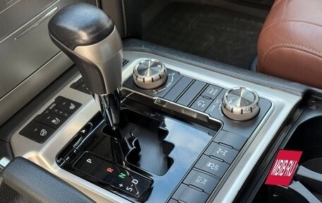 Toyota Land Cruiser 200, 2016 год, 5 550 000 рублей, 9 фотография