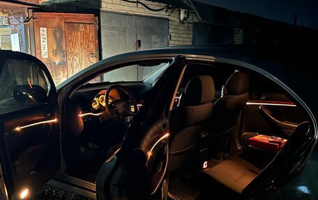 Toyota Avensis III рестайлинг, 2007 год, 580 000 рублей, 21 фотография