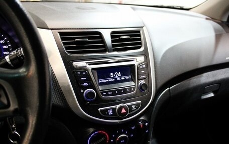 Hyundai Solaris II рестайлинг, 2016 год, 899 000 рублей, 10 фотография