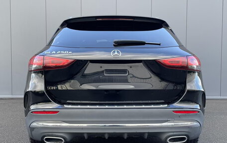 Mercedes-Benz GLA, 2022 год, 3 888 000 рублей, 6 фотография