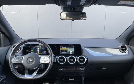 Mercedes-Benz GLA, 2022 год, 3 888 000 рублей, 12 фотография