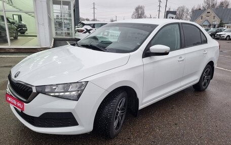 Skoda Rapid II, 2021 год, 1 727 000 рублей, 10 фотография