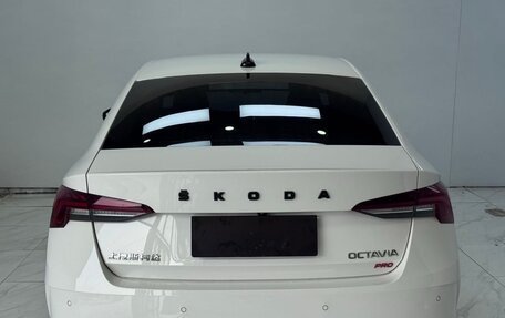 Skoda Octavia IV, 2021 год, 2 490 000 рублей, 6 фотография