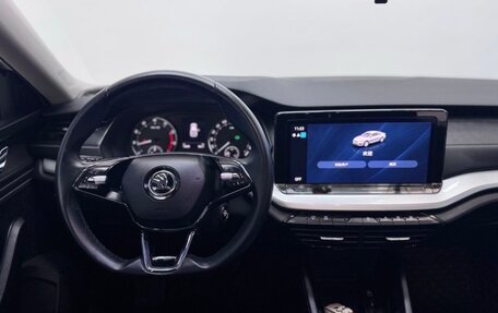 Skoda Octavia IV, 2021 год, 2 490 000 рублей, 8 фотография