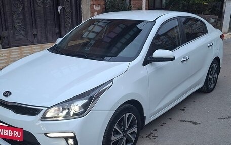 KIA Rio IV, 2018 год, 1 550 000 рублей, 2 фотография