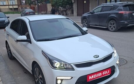 KIA Rio IV, 2018 год, 1 550 000 рублей, 4 фотография