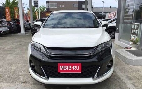 Toyota Harrier, 2020 год, 2 268 000 рублей, 2 фотография