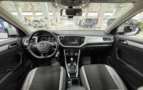 Volkswagen T-Roc I, 2021 год, 1 640 013 рублей, 7 фотография