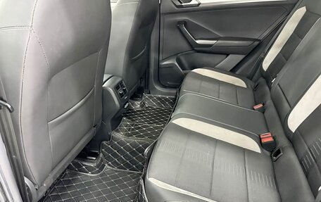 Volkswagen T-Roc I, 2021 год, 1 640 013 рублей, 9 фотография