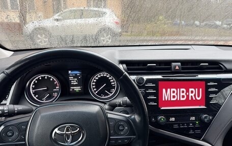 Toyota Camry, 2019 год, 2 800 000 рублей, 7 фотография