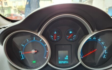 Chevrolet Cruze II, 2013 год, 650 000 рублей, 9 фотография