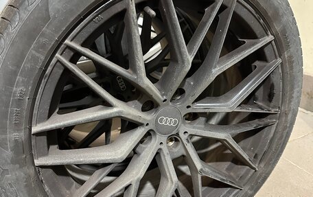 Audi A4, 2018 год, 2 500 000 рублей, 22 фотография