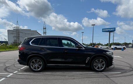 BMW X5, 2018 год, 5 580 000 рублей, 3 фотография