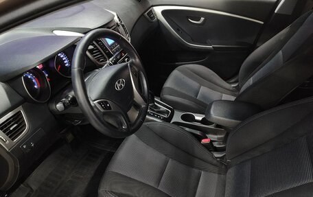 Hyundai i30 II рестайлинг, 2012 год, 870 000 рублей, 15 фотография