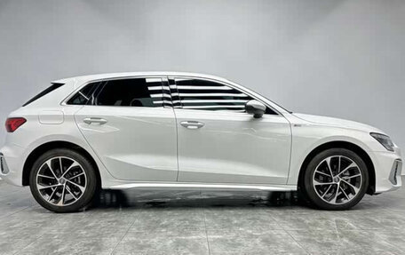 Audi A3, 2022 год, 1 975 000 рублей, 5 фотография