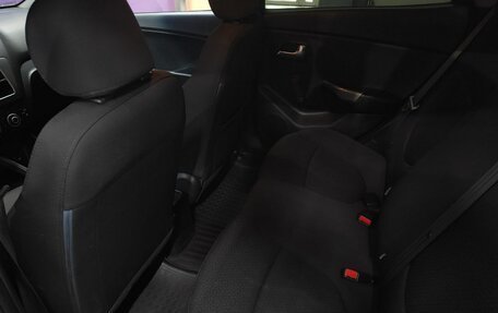 KIA Rio III рестайлинг, 2013 год, 730 000 рублей, 17 фотография