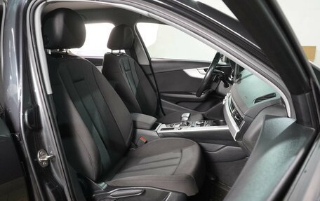 Audi A4, 2018 год, 1 999 000 рублей, 8 фотография