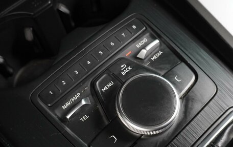 Audi A4, 2018 год, 1 999 000 рублей, 19 фотография