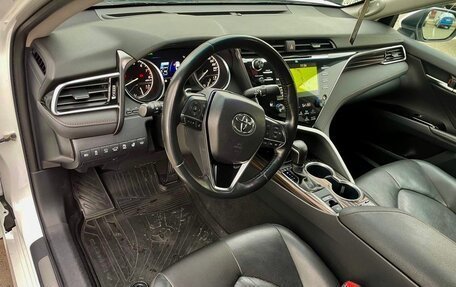 Toyota Camry, 2019 год, 3 700 000 рублей, 16 фотография