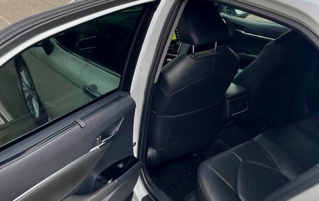 Toyota Camry, 2019 год, 3 700 000 рублей, 9 фотография