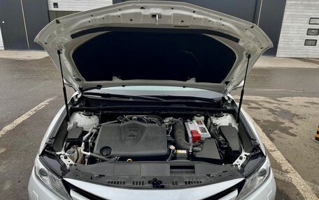 Toyota Camry, 2019 год, 3 700 000 рублей, 19 фотография