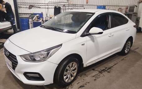 Hyundai Solaris II рестайлинг, 2017 год, 440 000 рублей, 4 фотография