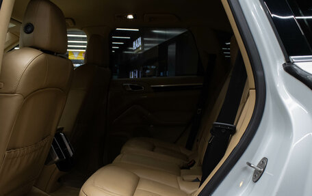 Porsche Cayenne III, 2015 год, 3 249 000 рублей, 15 фотография