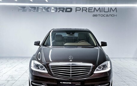 Mercedes-Benz S-Класс, 2011 год, 1 950 000 рублей, 4 фотография