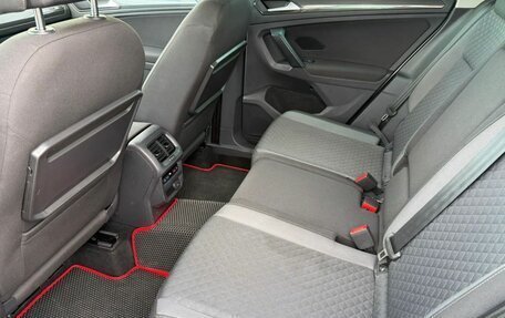 Volkswagen Tiguan II, 2017 год, 2 295 000 рублей, 14 фотография