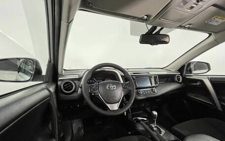 Toyota RAV4, 2017 год, 2 310 000 рублей, 13 фотография