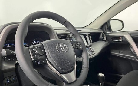 Toyota RAV4, 2017 год, 2 310 000 рублей, 26 фотография