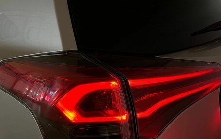 Toyota RAV4, 2017 год, 2 310 000 рублей, 31 фотография