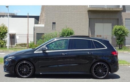 Mercedes-Benz B-Класс, 2022 год, 1 777 111 рублей, 4 фотография