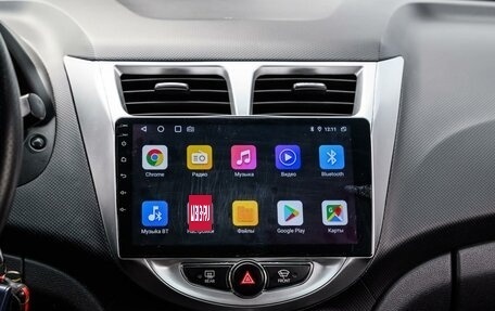 Hyundai Solaris II рестайлинг, 2013 год, 815 000 рублей, 15 фотография