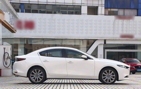 Mazda 3, 2025 год, 3 000 000 рублей, 9 фотография