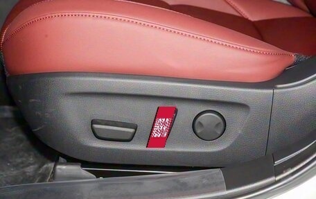 Mazda 3, 2025 год, 3 000 000 рублей, 25 фотография