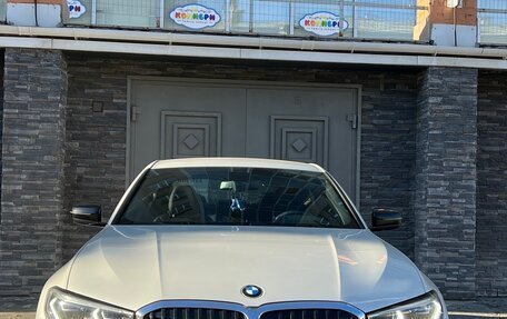 BMW 3 серия, 2019 год, 4 000 000 рублей, 1 фотография