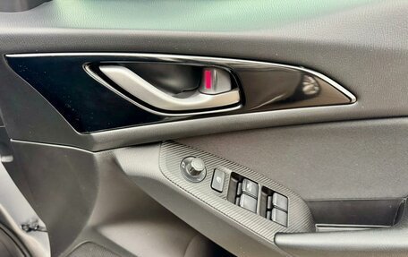 Mazda Axela, 2014 год, 1 299 000 рублей, 17 фотография