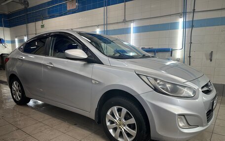 Hyundai Solaris II рестайлинг, 2012 год, 750 000 рублей, 6 фотография