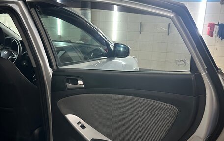 Hyundai Solaris II рестайлинг, 2012 год, 750 000 рублей, 11 фотография