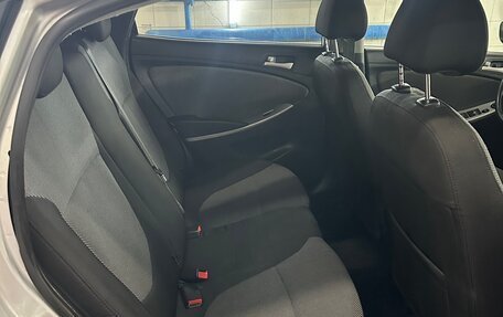 Hyundai Solaris II рестайлинг, 2012 год, 750 000 рублей, 12 фотография