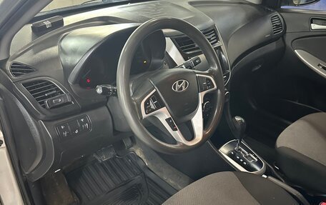 Hyundai Solaris II рестайлинг, 2012 год, 750 000 рублей, 18 фотография